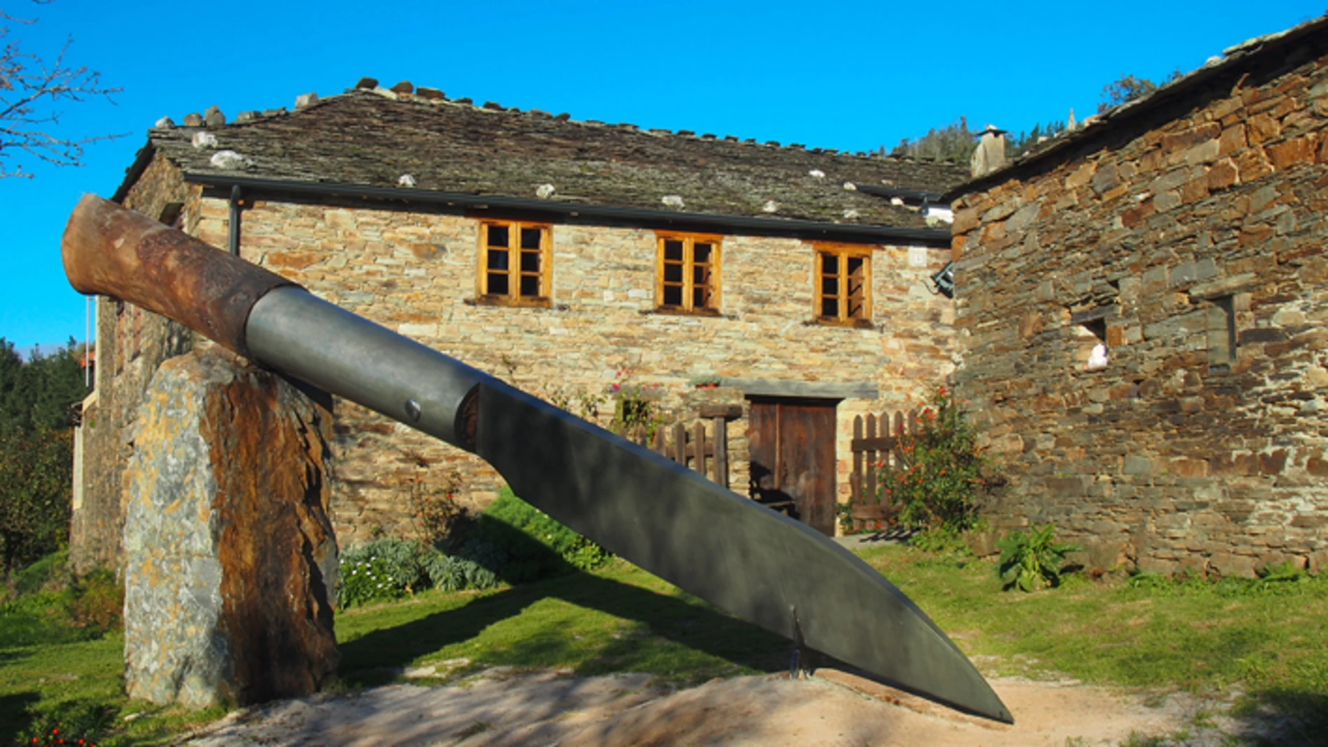 El mágico pueblo asturiano donde puede construir tu propio cuchillo que será único en el mundo