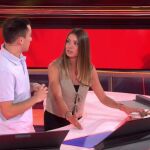 El Monte Everest ¿crece o decrece? Alba y Jose aciertan y se llevan 50.000 € en "Atrapa un millón"