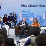 Feijóo se lanza a por el voto joven ofreciendo rebajas fiscales en vivienda y pide al PP más actividad en redes sociales