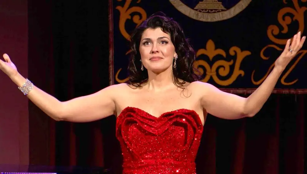 Angélica de la Riva deslumbra en el Ateneo de Madrid con “I Love Puccini”