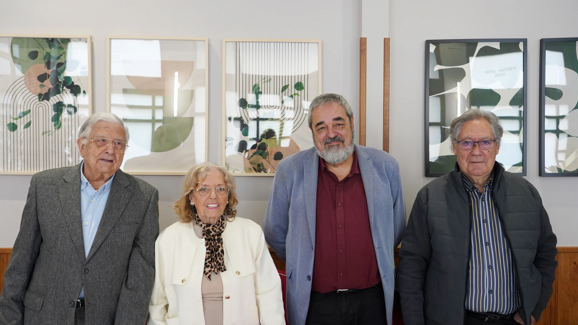 Presentación de la IX edición del Premio Nacional de Poesía TRECIEMBRE (José Luis Quintanilla Sagüillo) en la que participarán la presidenta del jurado, Araceli Sagüillo, acompañada de los escritores Emilio Quintanilla, José Antonio Valle y Carlos Aganzo.