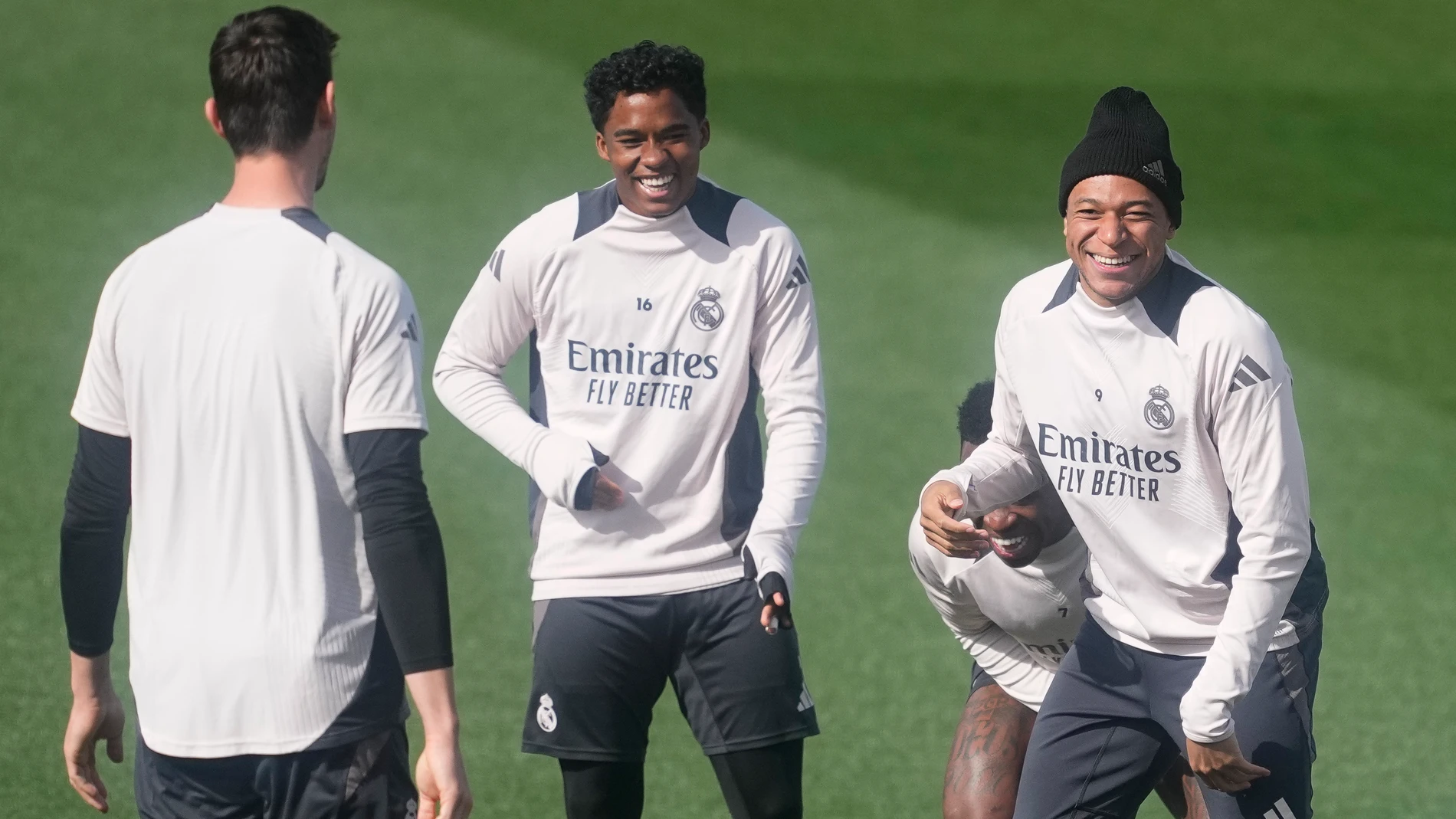 Endrick Moreira and Kylian Mbappe during the training day of Real Madrid ahead the UEFA Champions League 2024/25 League Knockout Play-off second leg match against Manchester City at Ciudad Deportiva Real Madrid on February 18, 2024, in Valdebebas, Madrid, Spain. AFP7 18/02/2025 ONLY FOR USE IN SPAIN