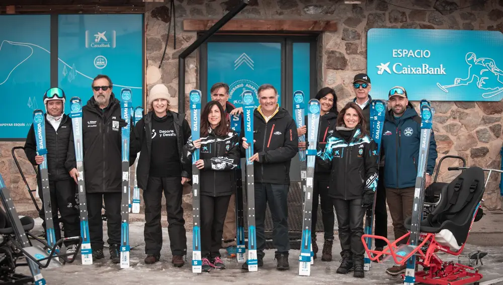Voluntarios y representantes de CaixaBank