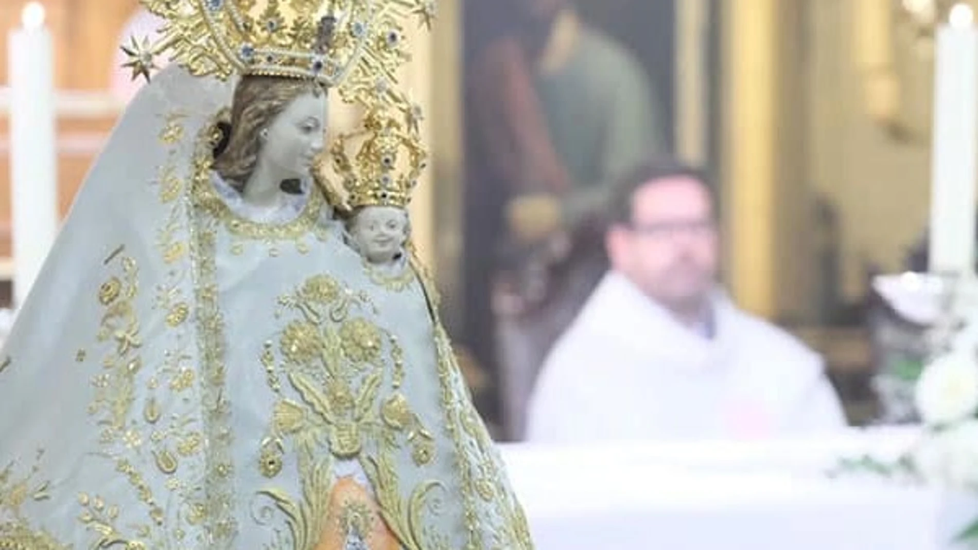 La Virgen de Campanar, aclamada en los partos complicados