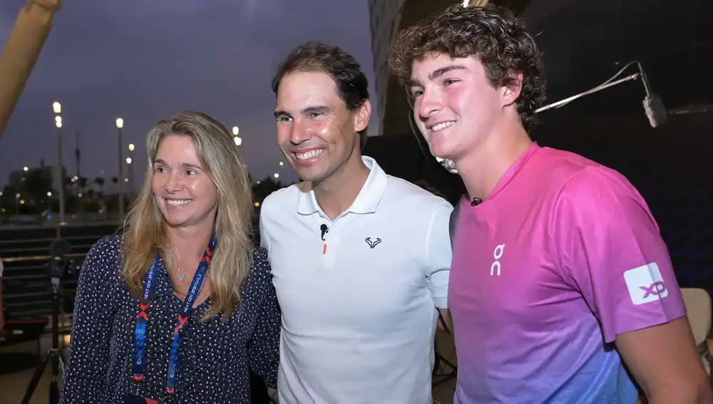Roberta Fonseca, Rafael Nadal y Joao Fonseca en Jeddah.