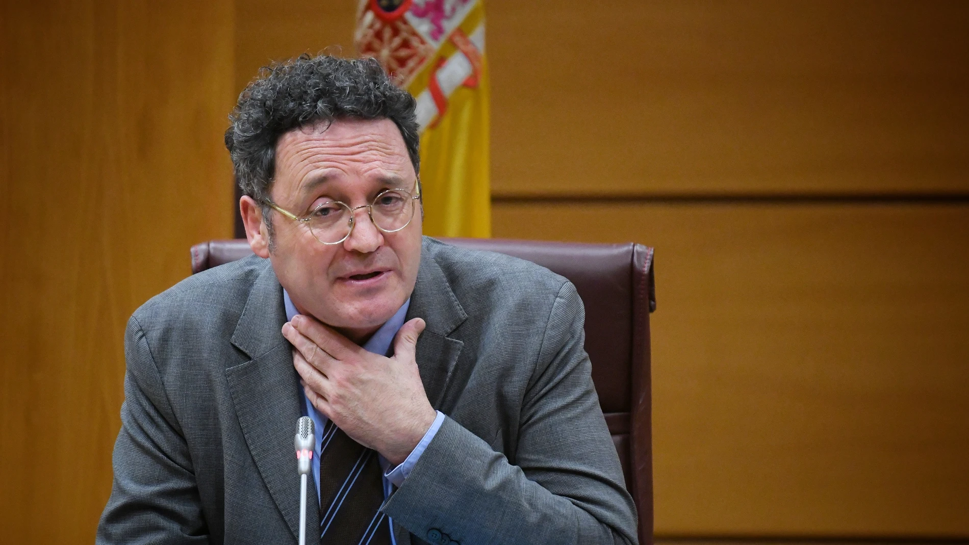 El Fiscal General del Estado, Álvaro García Ortiz, durante su comparecencia en la Comisión de Justicia, en el Senado, a 18 de febrero de 2025, en Madrid (España). García Ortiz comparece para presentar la Memoria anual de la Fiscalía referida a 2023. Es la primera vez que acude a las Cortes Generales desde que el Tribunal Supremo (TS) le imputó por un presunto delito de revelación de secretos contra el novio de la presidenta de la Comunidad de Madrid.18 FEBRERO 2025;FISCAL;GARCÍA ORTIZ;COMPA...