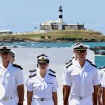 La Princesa Leonor rinde homenaje a los caídos por España y Brasil durante su escala en Salvador de Bahía