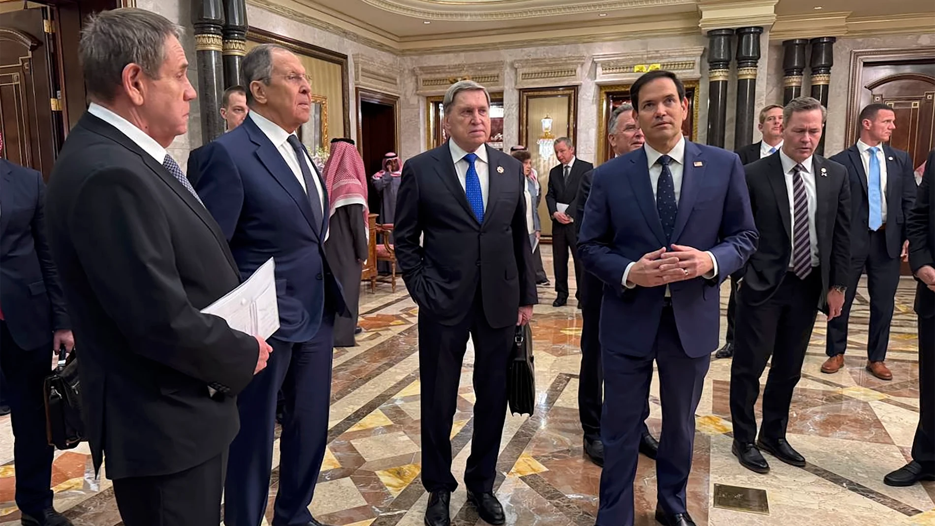 RIYADH (Saudi Arabia), 18/02/2025.- A handout photo made available by the Russian Foreign Ministry Press Service shows Russian Foreign Minister Sergey Lavrov (2-L) and Russian presidential aide Yury Ushakov (2-R) speaking with U.S. Secretary of State Marco Rubio (R), U.S. National Security Advisor Mike Waltz (L), and U.S. Middle East envoy Steve Witkoff (R) after their meeting at Diriyah Palace in Riyadh, Saudi Arabia, 18 February 2025. The agenda of the meeting of the Russian presidential ai...