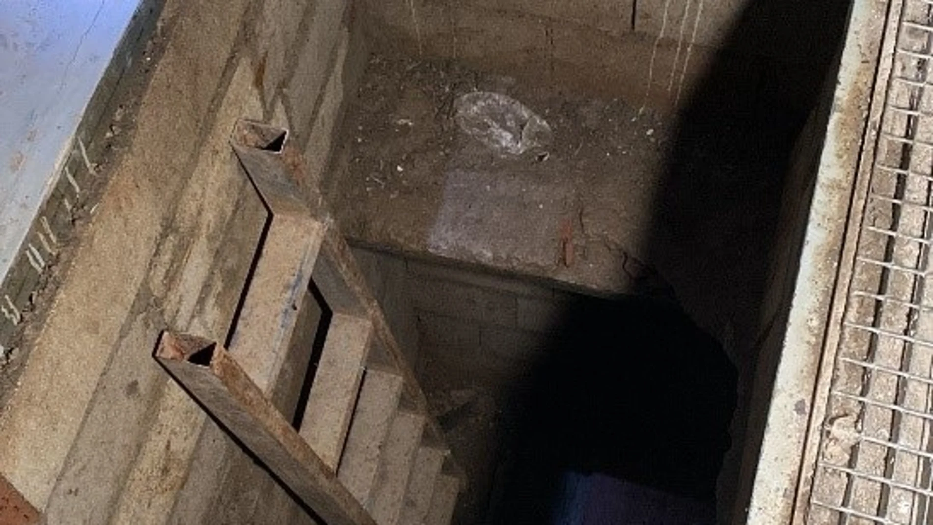 Hallado un túnel en Ceuta que podría haberse utilizado para trasportar droga desde MarruecosREMITIDA / HANDOUT por Guardia CivilFotografía remitida a medios de comunicación exclusivamente para ilustrar la noticia a la que hace referencia la imagen, y citando la procedencia de la imagen en la firma19/02/2025