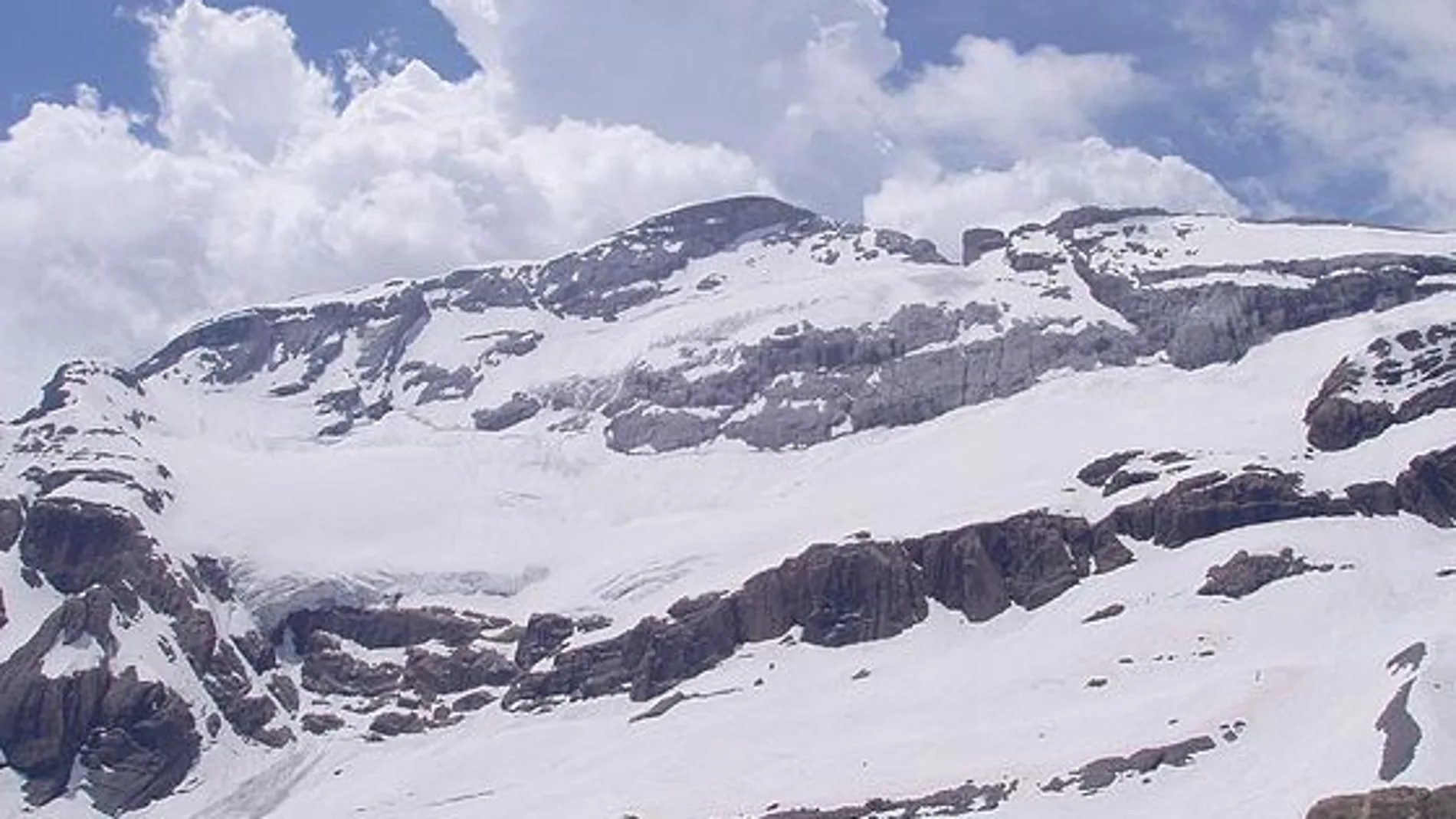 El glaciar de Monte Perdido, en peligro de desaparecer: entra en la lista de "víctimas climáticas"