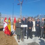 Ayala inaugura las mejoras en Villalonquéjar junto a Emilio Arroita y Juan Manuel Manso