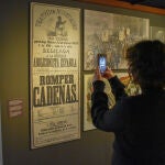 Una de las salas de la exposición en el Museu Marítim