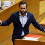 Mazón se somete a la sesión de control de Les Corts Valencianes, centrada de nuevo en la DANA