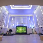 Del glamour del cine a la revolución bancaria: ABANCA reabre el histórico Avenida como un innovador espacio financiero en A Coruña