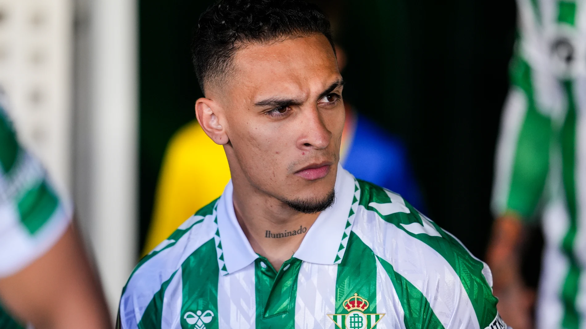 Antony Matheus dos Santos of Real Betis looks on during the UEFA Europa Conference League 2024/25 League Knockout Play-off Second Leg match between Real Betis Balompie and KAA Gent at Benito Villamarin stadium on February 20, 2025 in Sevilla, Spain. AFP7 20/02/2025 ONLY FOR USE IN SPAIN