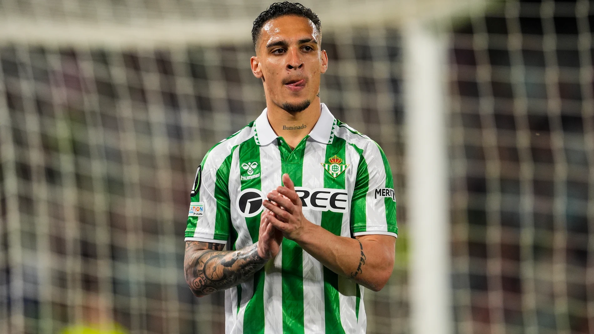 Antony Matheus dos Santos of Real Betis gestures during the UEFA Europa Conference League 2024/25 League Knockout Play-off Second Leg match between Real Betis Balompie and KAA Gent at Benito Villamarin stadium on February 20, 2025 in Sevilla, Spain. AFP7 20/02/2025 ONLY FOR USE IN SPAIN
