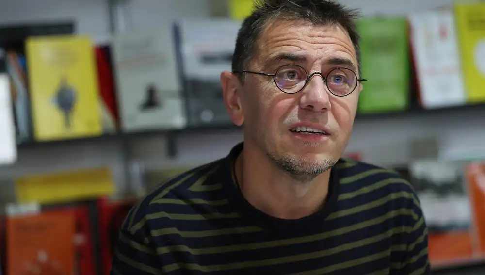Monedero niega las acusaciones de acoso sexual y emplaza a Podemos a "aclarar" su salida del partido