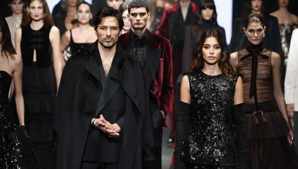 Looks desfile Pedro del Hierro.
