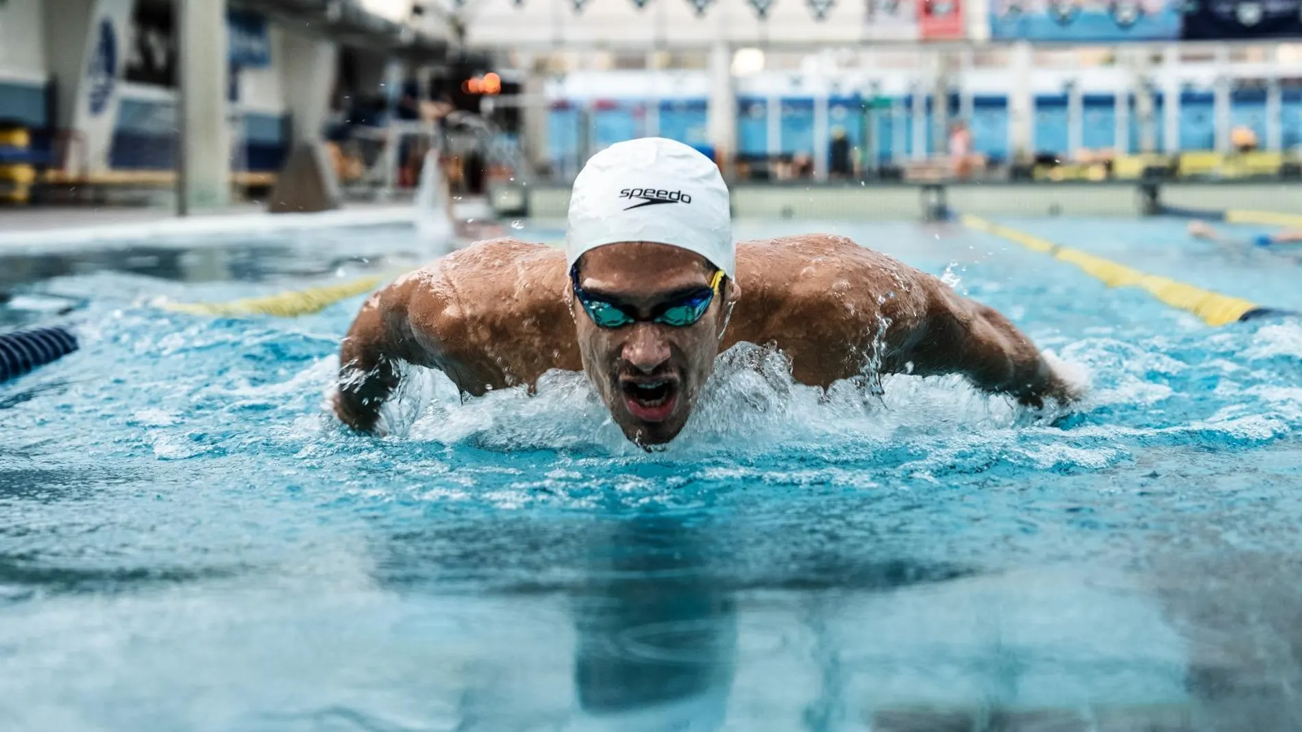 Hugo González, en un entrenamiento en el Club Natació Terrassa