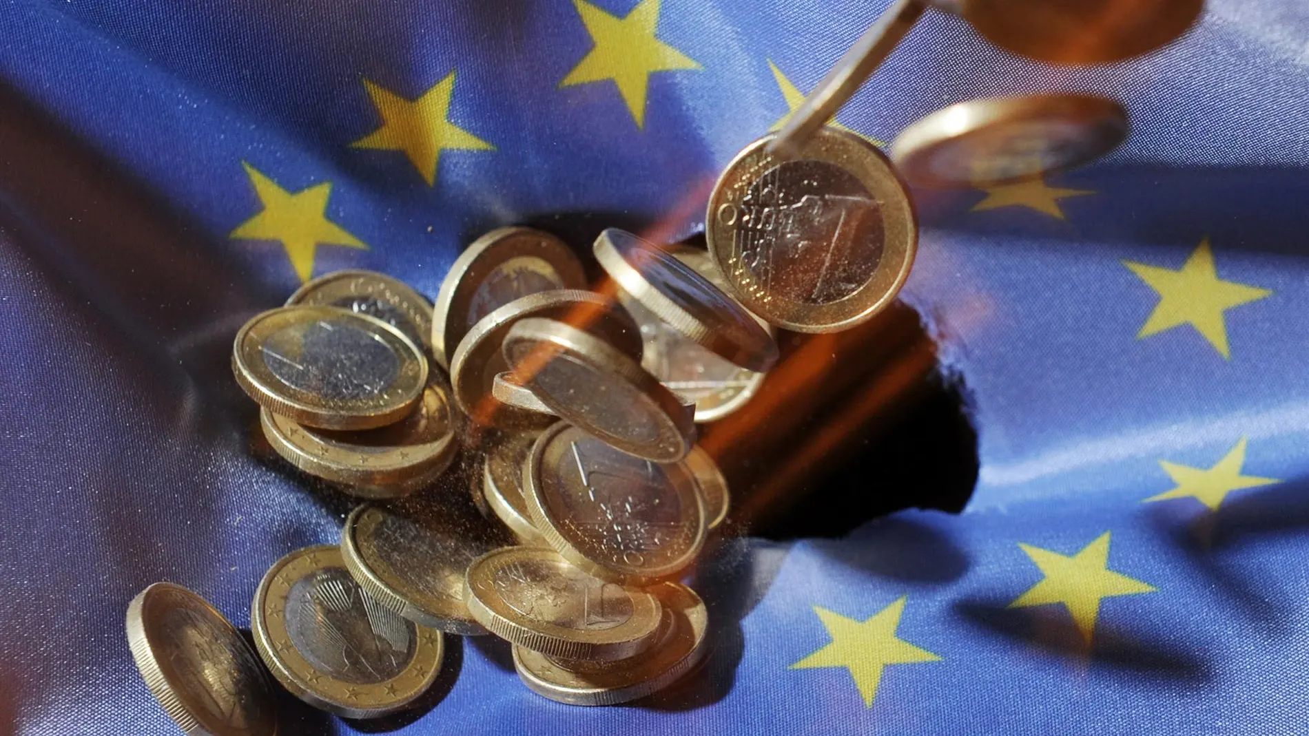 UE.- La actividad de la eurozona mantiene una expansión marginal en febrero, pero la inflación acelera, según PMI
