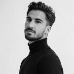 José Navarro, modelo y cortador profesional de jamón