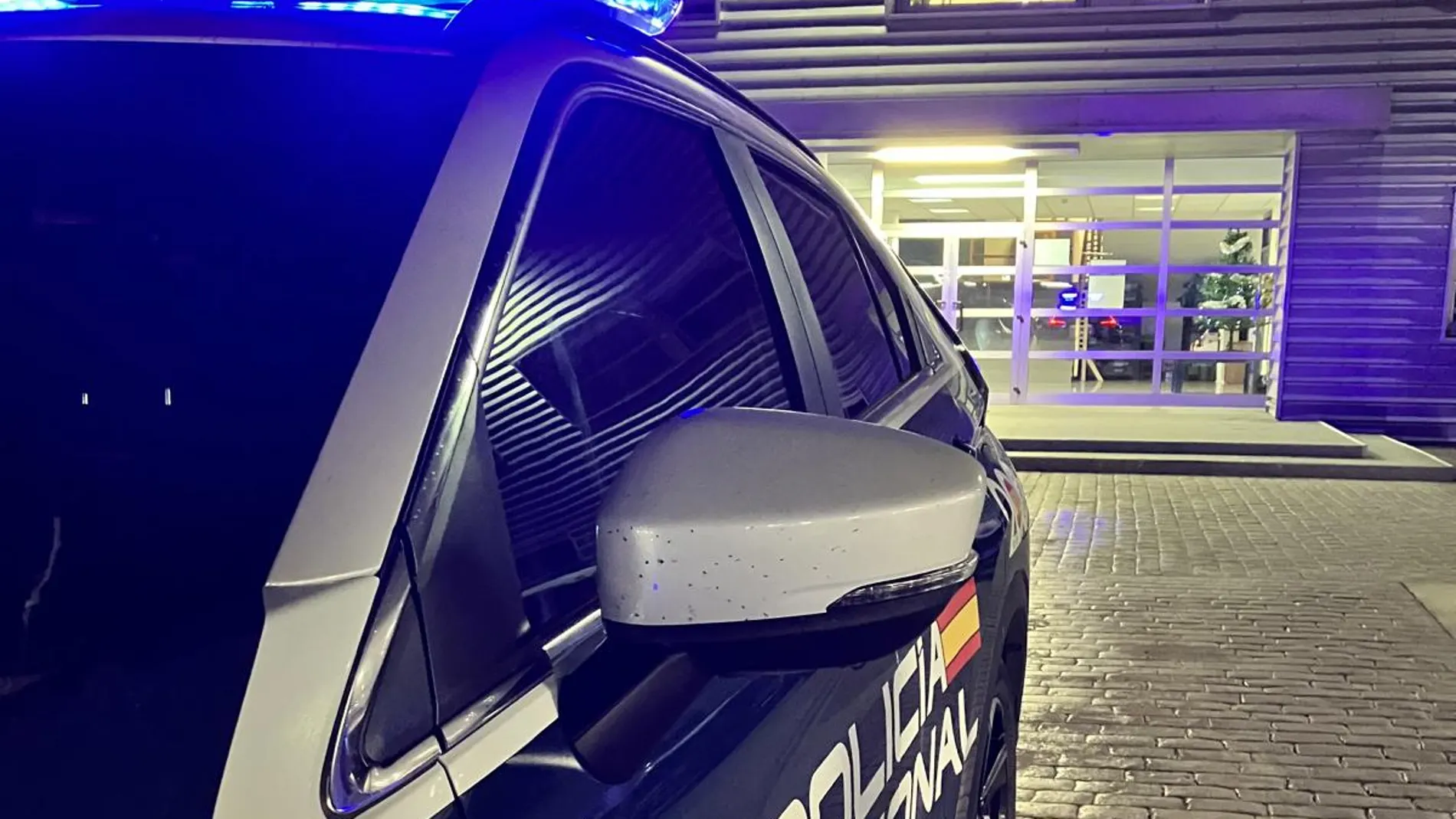 Coche de la policía nacional