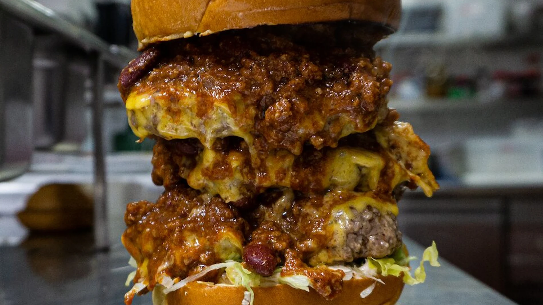 El paraíso de las hamburguesas donde puedes comer sin límite de platos está en Cantabria