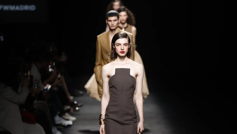 Desfile de Baro Lucas en MBFWM.