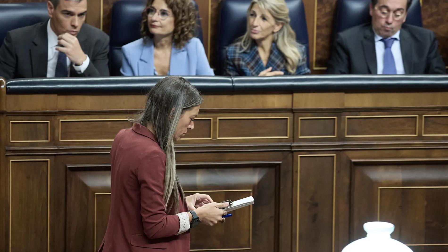 El Gobierno afronta la cuestión de confianza de Junts esperando que Vox frustre la iniciativa en el Congreso