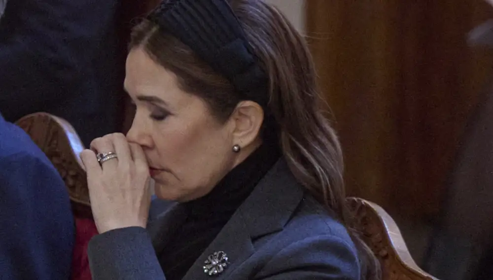 Mary de Dinamarca, rota en lágrimas en público