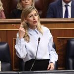 AM.-Yolanda Díaz denuncia haber sufrido machismo en el Congreso con un periodista que le dijo "cada vez estás más guapa"