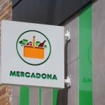Mercadona deja sin palabras a sus clientes con el nuevo brillo labial: parece de lujo por menos de 5 euros