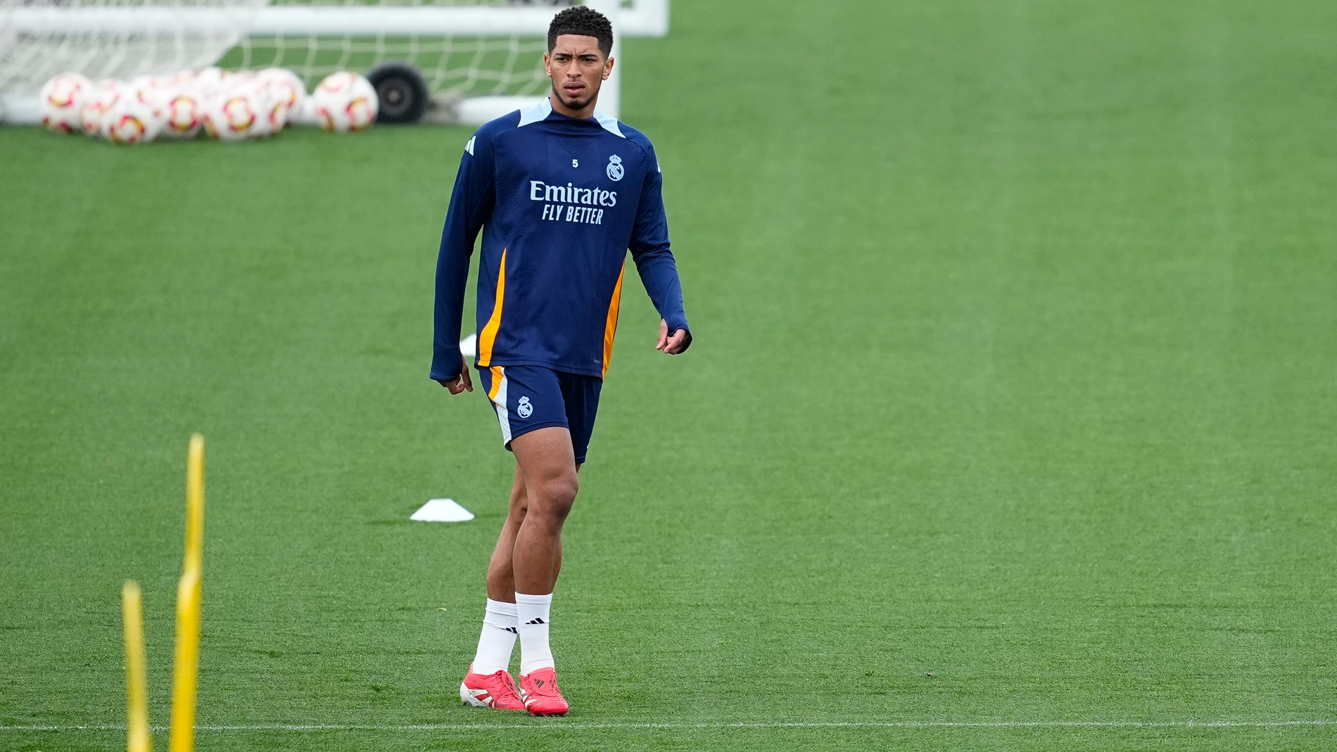 Jude Bellingham during the training day of Real Madrid ahead the Spanish Cup, Copa del Rey, football match against Real Sociedad at Ciudad Deportiva Real Madrid on February 25, 2024, in Valdebebas, Madrid, Spain. AFP7 25/02/2025 ONLY FOR USE IN SPAIN