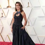 Trucos de belleza de las celebridades para prepararse para los Oscar 2025.