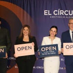 El alcalde de Alicante, Luis Barcala, la directora comercial de Caixabank en la Comunidad Valenciana, Rosa Piqueras, la directora del Círculo-Directivos de Alicante, Eva Toledo, y el presidente de la Diputación de Alicante, Toni Pérez en la presentación hoy de Opendir25