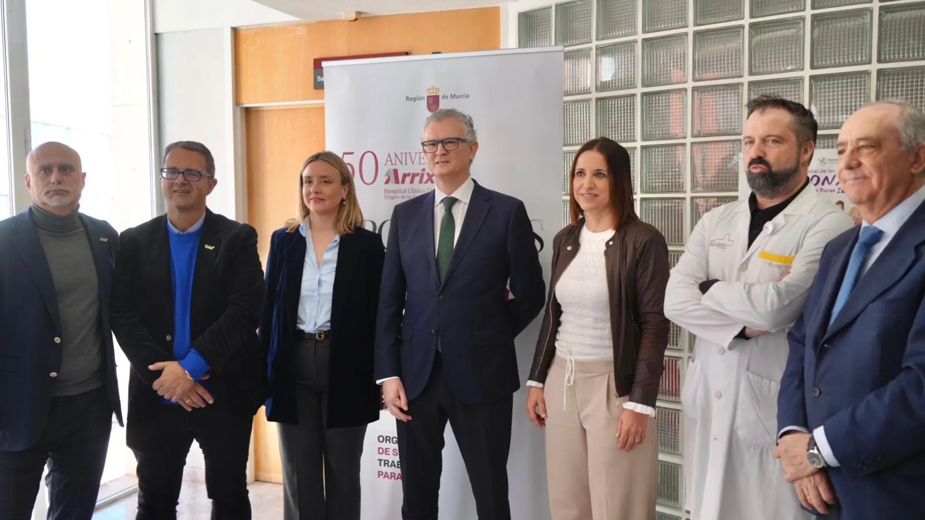 Los consejeros de Salud, Juan José Pedreño, y de Política Social, Familias e Igualdad, Conchita Ruiz, participaron hoy en el acto por el Día Mundial de las Enfermedades Raras