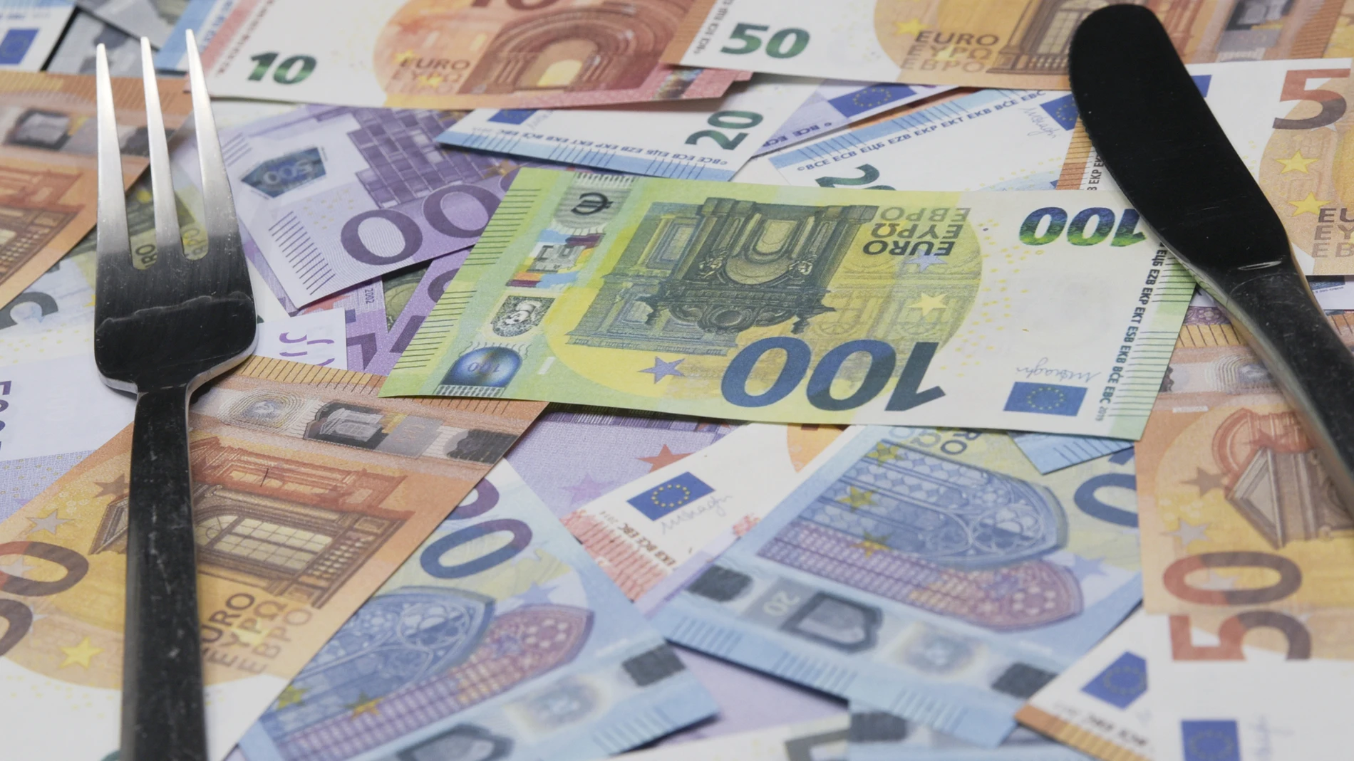 La lista Forbes estima en su ranking anual cuál es la cantidad de dinero de las personas más ricas del mundo
