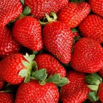 Las fresas son ricas en vitamina C, un nutriente fundamental para la producción de colágeno