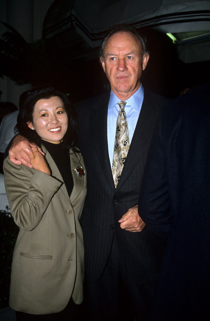 Betsy Arakawa y Gene Hackman