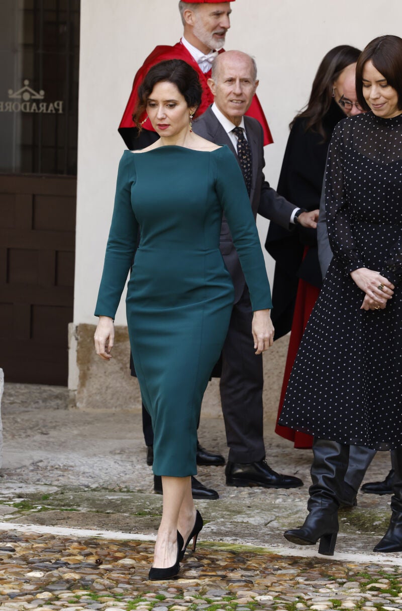 El look de Ayuso.