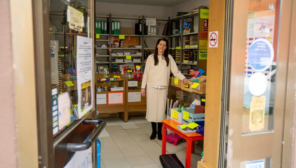 Gema Cañas, propietaria de la librearía papelería Romo