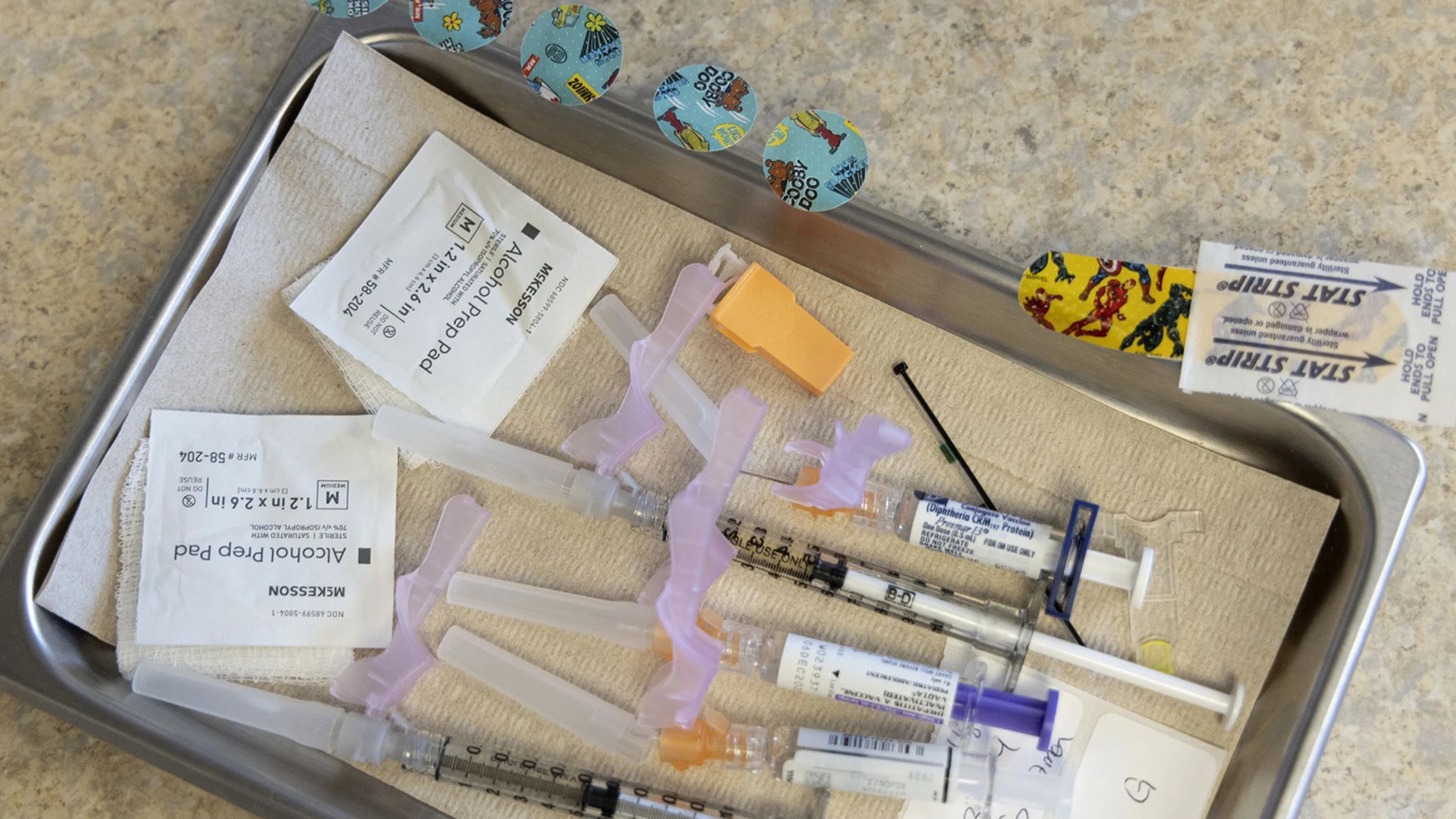 (Foto de ARCHIVO) November 8, 2022: Vaccines including varicella, hepatitus A, prevnar and measles, mumps and rubella at Lurie Children's Primary Care A?€' Town & Country Pediatrics on Oct. 18, 2022, in Chicago. Europa Press/Contacto/Erin Hooley 08/11/2022 ONLY FOR USE IN SPAIN