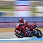 Marc Márquez no ha dado opción en la carrera corta de Buriram