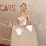 Ariana Grande.