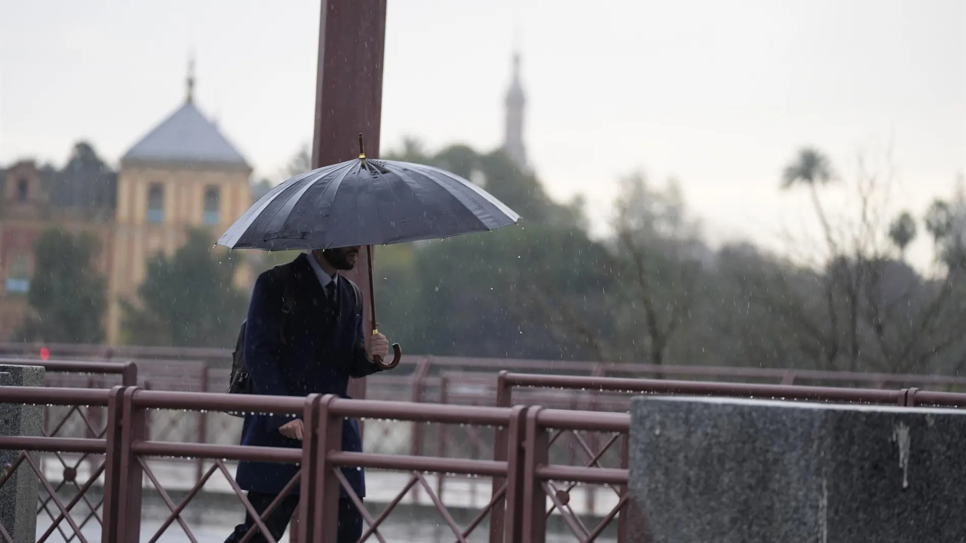 MURCIA.-C. Valenciana continua en aviso naranja por lluvia, mientras en Cataluña, Aragón y Canarias desciende el nivel de riesgo