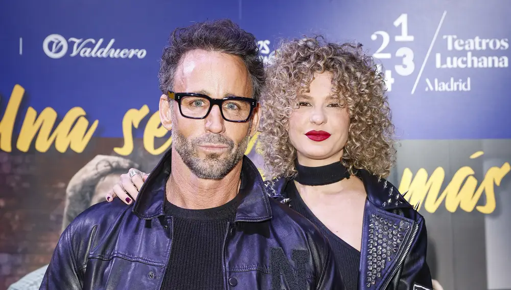 Álvaro Muñoz Escassi y Sheila Casas