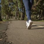 Un profesor de Harvard explica por qué los humanos no fueron hechos para correr, sino para estar sentados