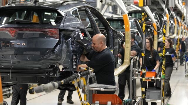 -FOTODELDÍA- Martorell (BARCELONA) 27/06/2024.- La marca de automoción SEAT abrió hoy sus puertas de la fábrica de Martorell (Barcelona) a los medios de comunicación con motivo del inicio de la producción de los nuevos Cupra Formentor y Cupra León. EFE/Alejandro García.