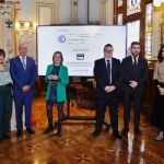El concejal de Hacienda, Personal y Modernización Administrativa, Francisco Blanco, presenta el proyecto