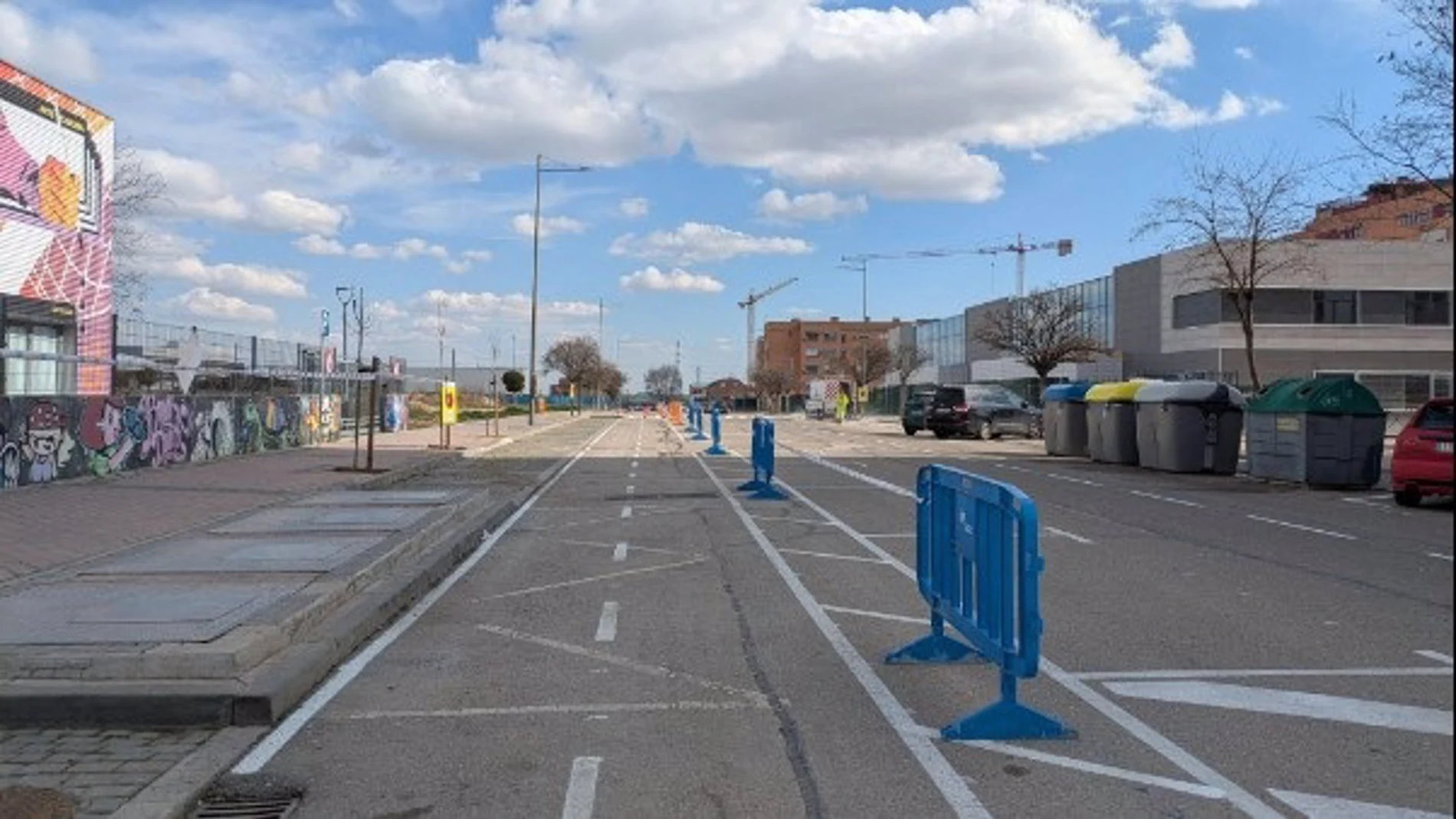 MADRID.-Parla.- El municipio comienza a habilitar carriles bici protegidos en las calzadas
